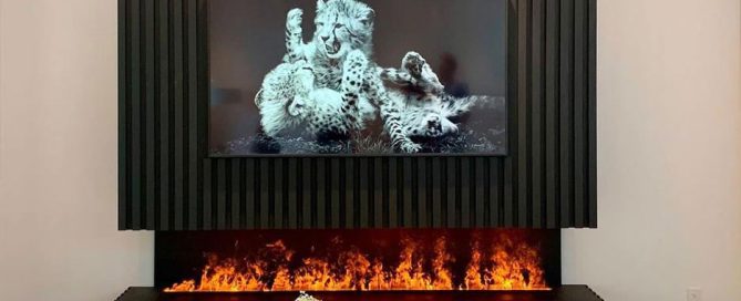 TV stena (TV wall) in vgradni električni kamin